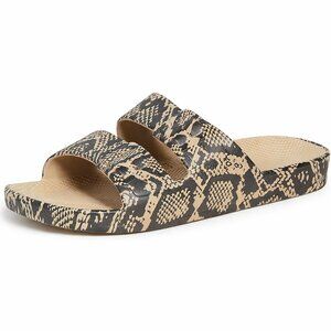 Freedom MOSES Scented Banded Slide Sandals in Cobra Sands | Size 7